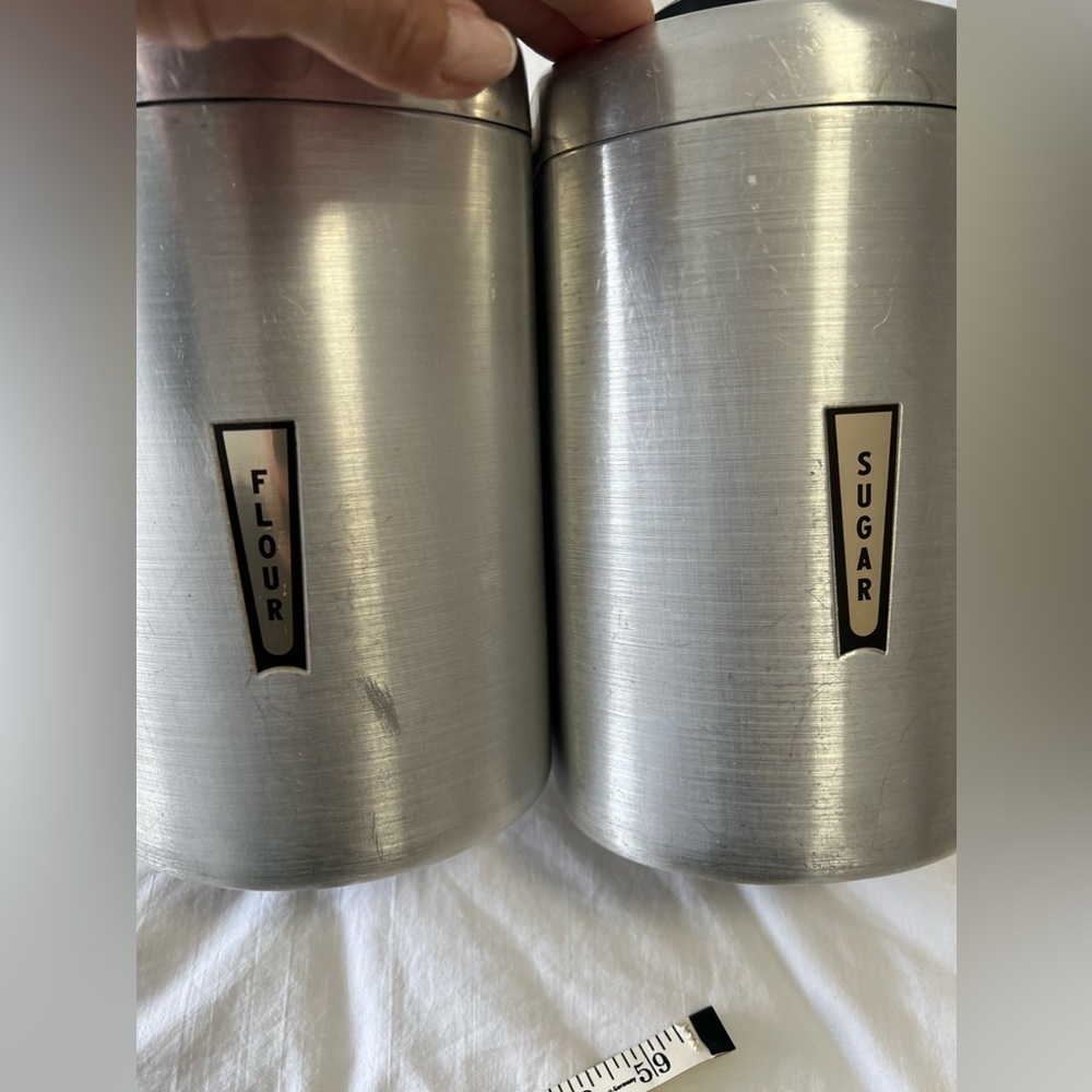 Vintage 1950s MCM Kitchen Aluminum Canisters Lids | Flour And Sugar - Picture 10 of 12